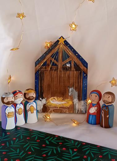 Piece Hand-painted Wooden Nativity Set (free USA shipping