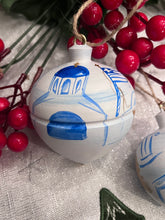 Load image into Gallery viewer, Wooden Ornament: Doodles Καλά Χριστούγεννα(free USA shipping included)