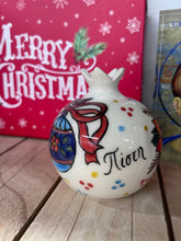 Load image into Gallery viewer, Ceramic Pomegranate with Καλά Χριστούγεννα and Wish (ευχή) (free USA shipping included)
