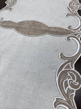 Load image into Gallery viewer, &quot;Theodosia&quot; Embroidered Runner
