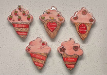 Load image into Gallery viewer, Ceramic Glazed Magnet: I Love Ice Cream
