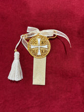 Load image into Gallery viewer, Filakto Pin with Enamel Constantinato Coin and Ribbon—3 color choices (free USA shipping included)
