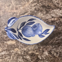 Load image into Gallery viewer, Ceramic “Leaf” Bowl with Lemons Design—Multiple choices (free USA shipping included)
