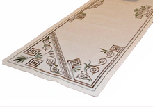 Load image into Gallery viewer, Mirsini Embroidered Runner
