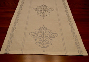 Viktoria Embroidered Runner