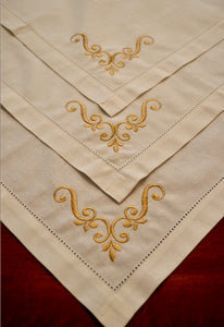 Embroidered Dinner Napkin (2 color choices)