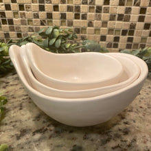 Load image into Gallery viewer, Ceramic Nesting Bowl 3-piece Set “Ergani” (free USA shipping included)
