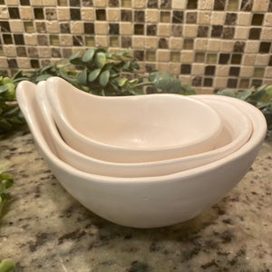 Ceramic Nesting Bowl 3-piece Set “Ergani” (free USA shipping included)