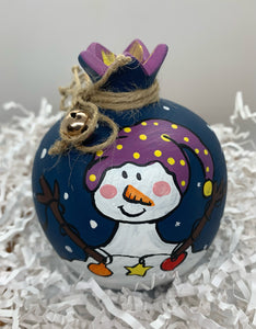 Ceramic Pomegranate Snowfriends Christmas Collection 2 sizes